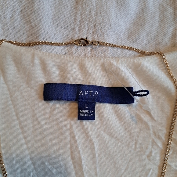 Apt 9 women's size Large Ivory colored blouse with necklace, new - Picture 3 of 15